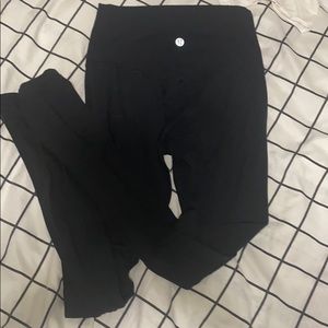 ☆ Size 4 Lululemon Leggings